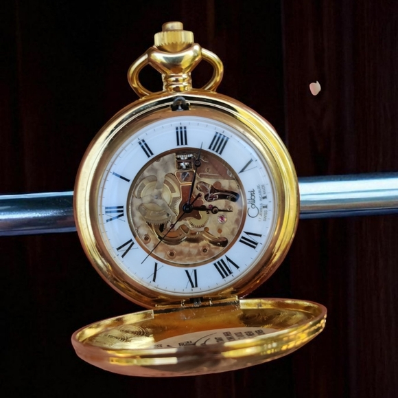 Vintage Colibri 17 Jewels Pocket Watch